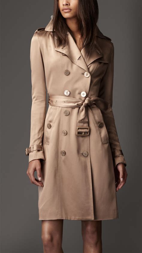 burberry trench 12 ex long n b|Long B Silk Trench Coat in White .